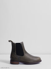 Load image into Gallery viewer, Kingsley Amsterdam Green/Black With Sheepskin Lining 36