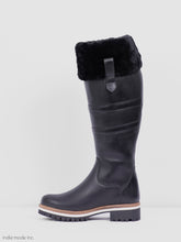 Load image into Gallery viewer, Kingsley Helsinki Gaucho Black/Black Black Sheepskin 39 Regina Sole
