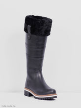 Load image into Gallery viewer, Kingsley Helsinki Gaucho Black/Black Black Sheepskin 39 Regina Sole