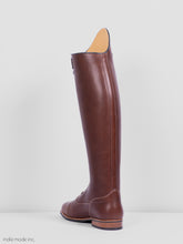 Load image into Gallery viewer, Kingsley London 01 39.5 MA L Paxson Cedar
