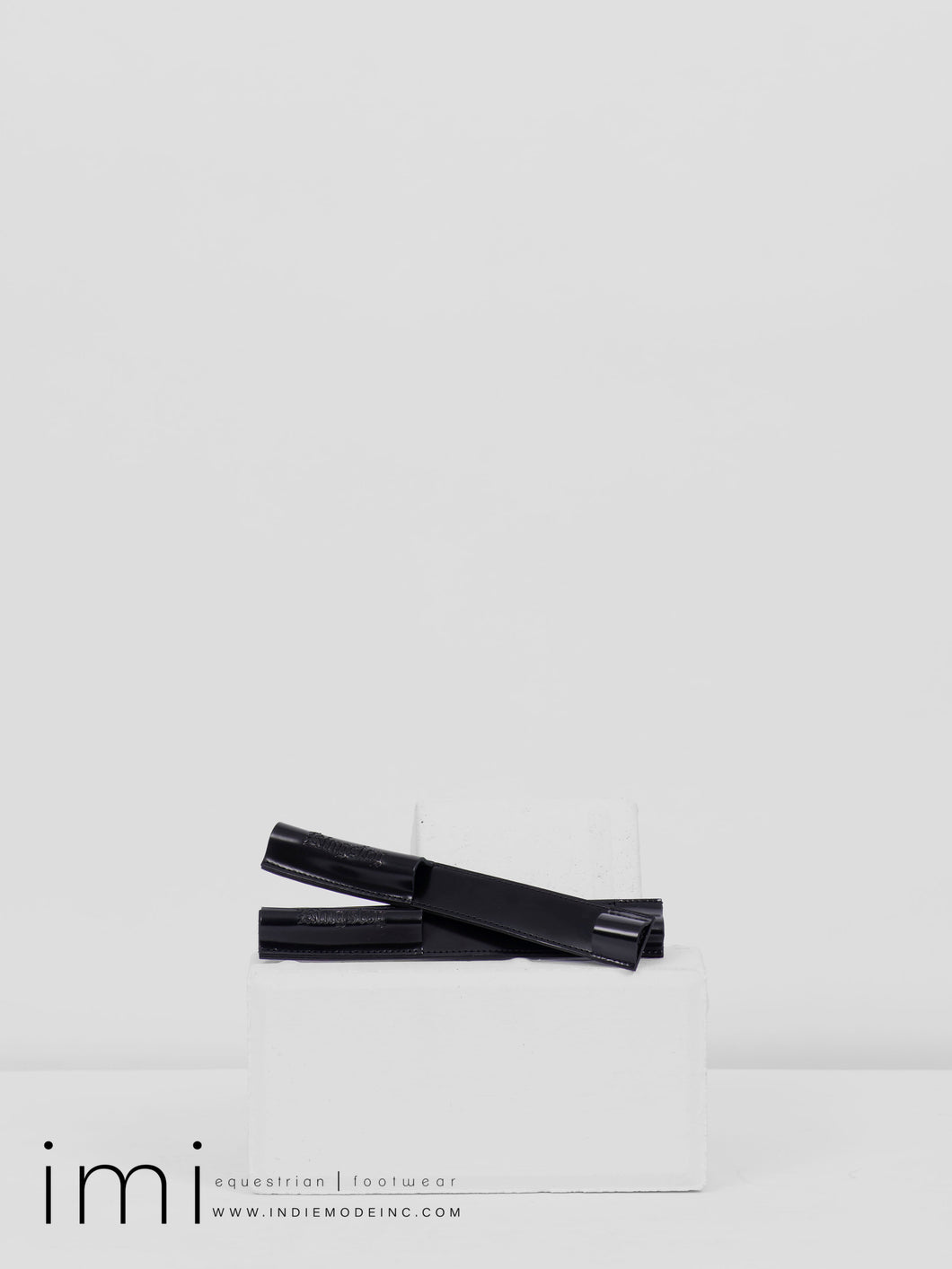 Kingsley Spur Guards 124 Uragano Black