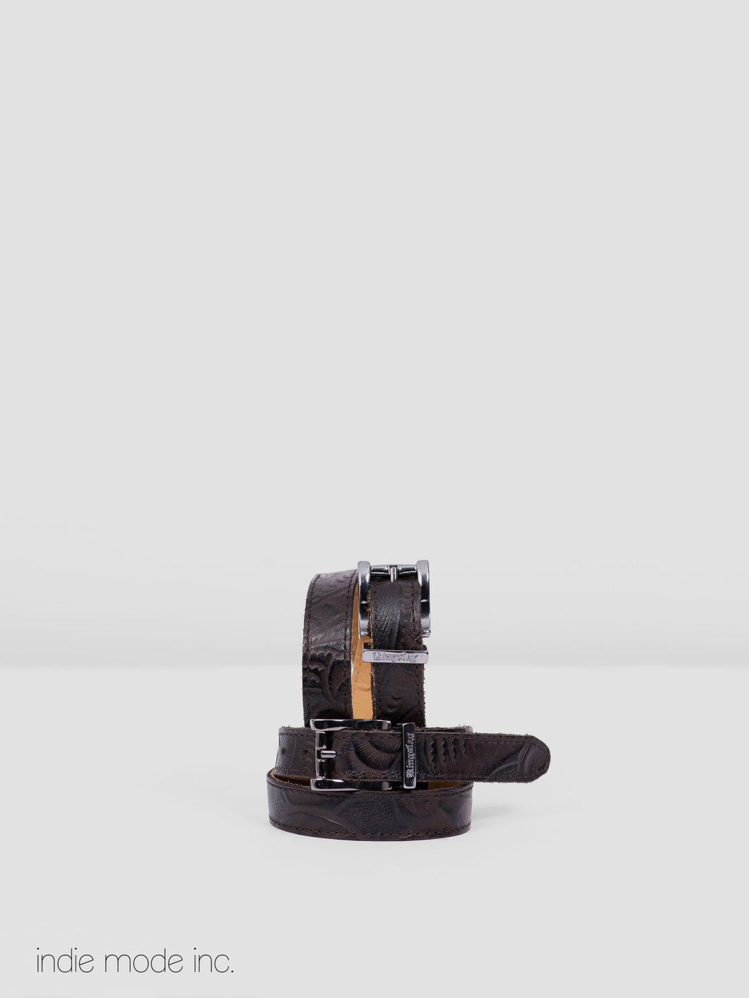 Kingsley Spur Straps 323 Engraved Brown